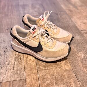 Nike Cream and Black with Hot Pink Nike Logo Athletic Shoes